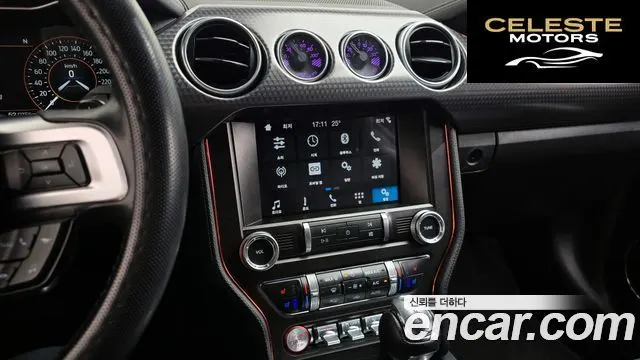 FORD Coupé 2019 — photo 28 sur 32