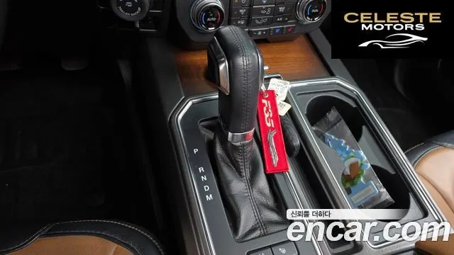 FORD F150 3.5L 2017 — photo 12 sur 40