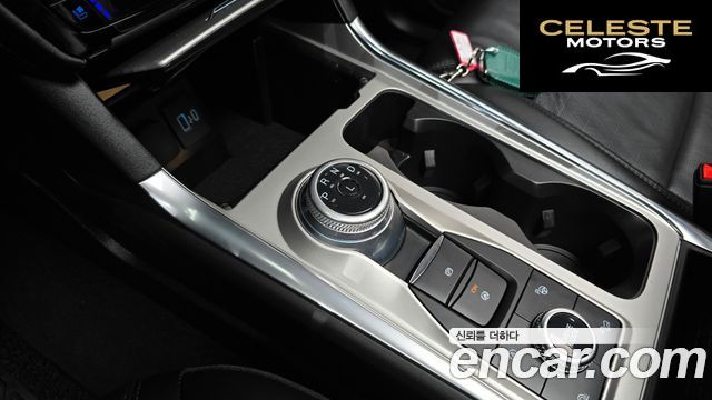 FORD 63.0 4WD 2022 — photo 12 sur 38