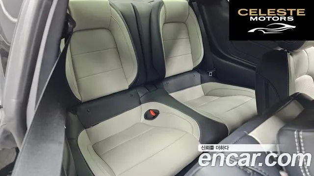FORD 72.3 Premium Coupé 2025 — photo 18 sur 36
