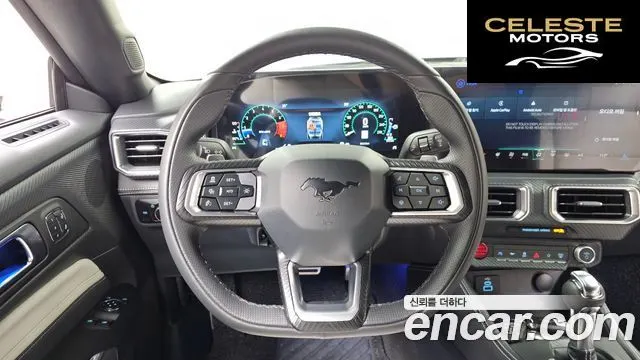 FORD 72.3 Premium Coupé 2025 — photo 19 sur 36