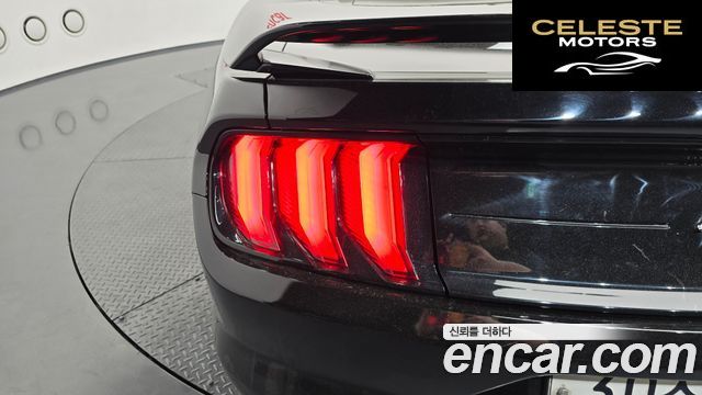 FORD Coupé 2019 — photo 9 sur 32