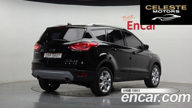 FORD 22.0 2016 — photo 2 sur 26