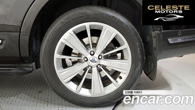 FORD 2.3 Limited 4WD 2018 — photo 7 sur 31