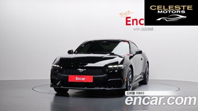 FORD 72.3 Premium Coupé 2025 — photo 3 sur 36