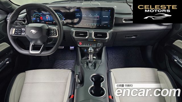 FORD 72.3 Premium Coupé 2025 — photo 34 sur 36