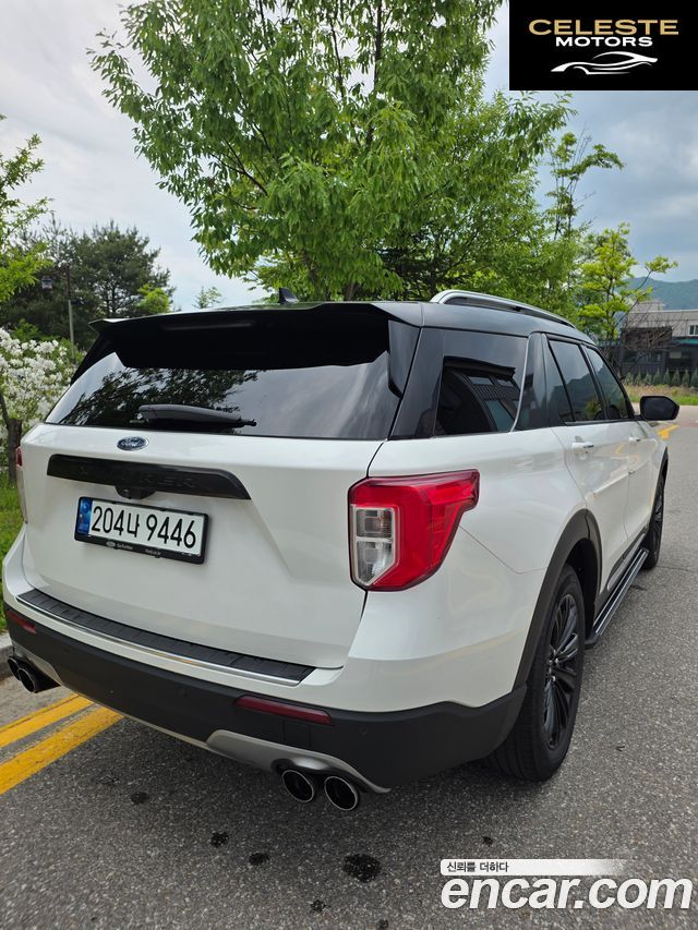 FORD 62.3 Limited 4WD 2022 — photo 2 sur 12