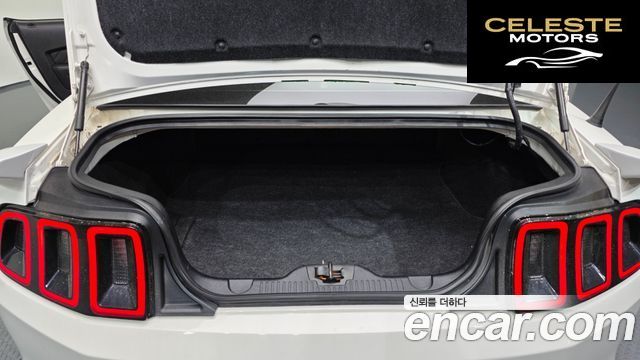 FORD Coupé 2013 — photo 20 sur 20