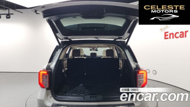 FORD 62.3 Limited 4WD 2022 — photo 19 sur 26