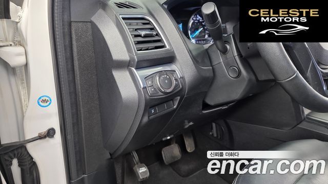 FORD 2.3 Limited 4WD 2018 — photo 23 sur 37