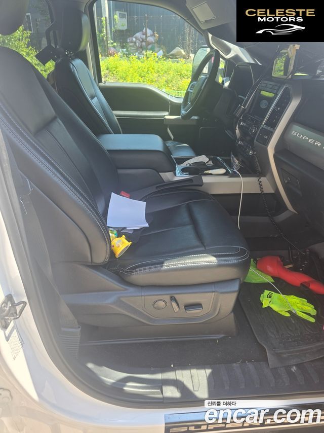 FORD F350 6.2 2020 — photo 12 sur 14