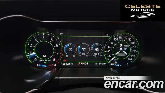 FORD Coupé 2019 — photo 11 sur 32