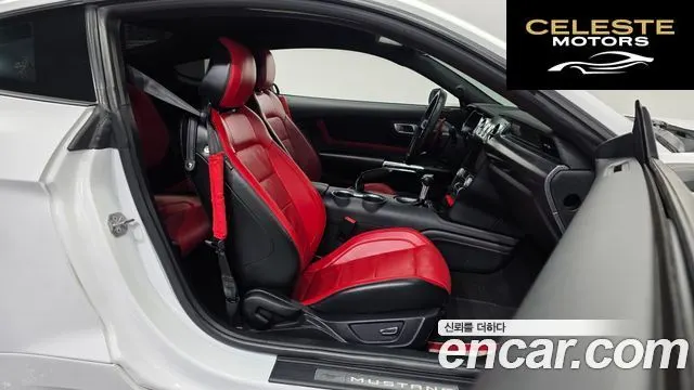 FORD Coupé 2019 — photo 17 sur 32