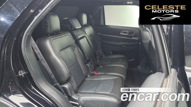 FORD 2.3 Limited 4WD 2018 — photo 17 sur 32