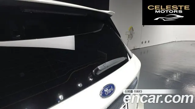 FORD 62.3 Limited 4WD 2022 — photo 42 sur 42