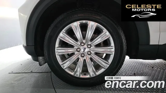 FORD 62.3 Limited 4WD 2022 — photo 5 sur 42
