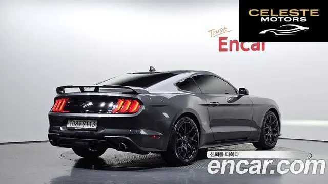 FORD Coupé 2020 — photo 2 sur 30