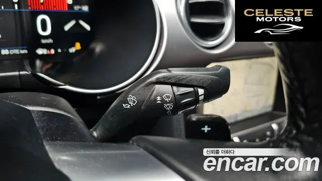 FORD Coupé 2020 — photo 24 sur 30