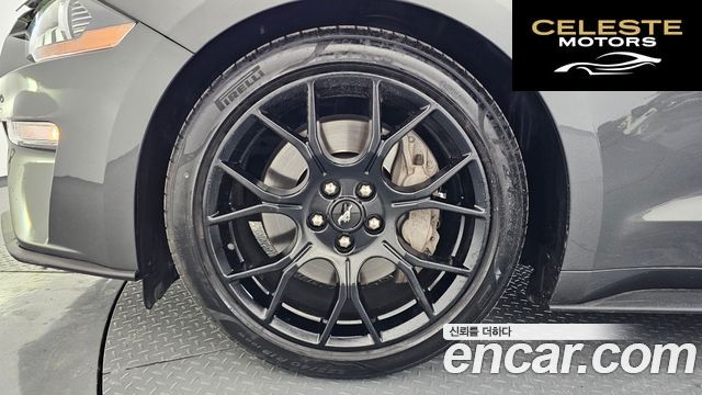 FORD Cabriolet 2020 — photo 18 sur 38