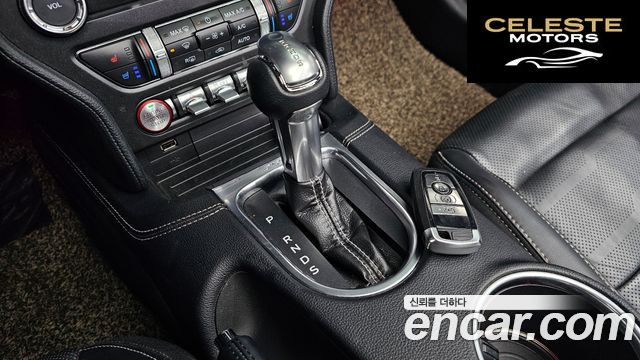FORD Cabriolet 2020 — photo 19 sur 38