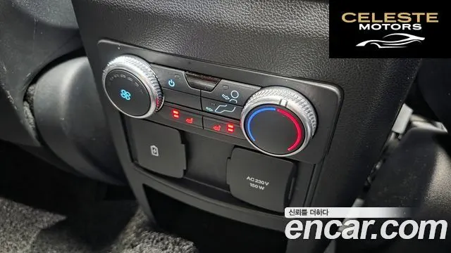 FORD 62.3 Limited 4WD 2020 — photo 25 sur 38