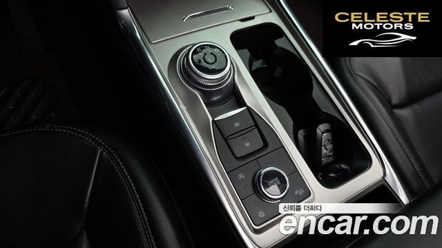 FORD 62.3 Limited 4WD 2022 — photo 12 sur 42