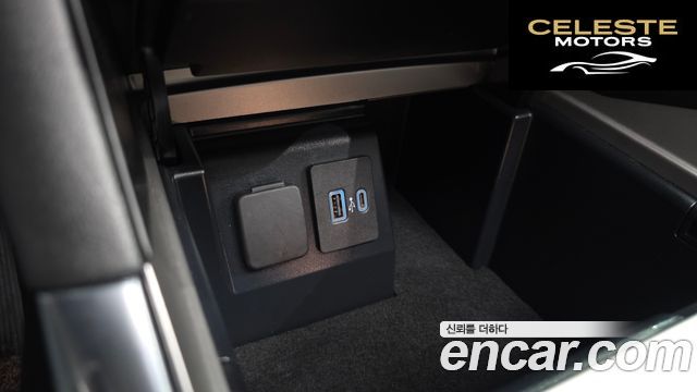 FORD 62.3 Limited 4WD 2022 — photo 16 sur 42