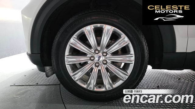 FORD 62.3 Limited 4WD 2022 — photo 5 sur 42