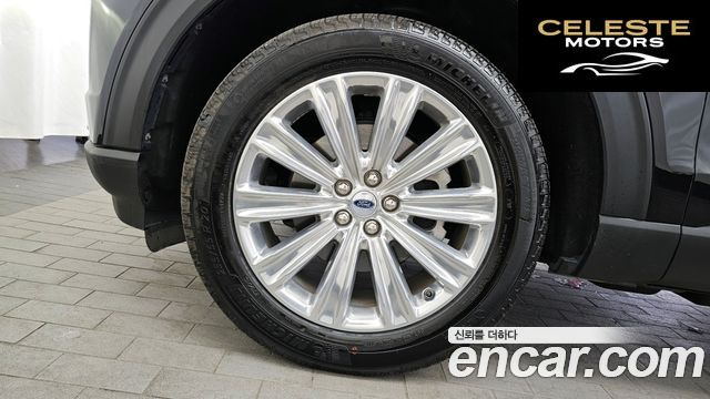 FORD 62.3 Limited 4WD 2022 — photo 5 sur 32