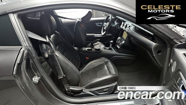 FORD Coupé 2020 — photo 13 sur 30