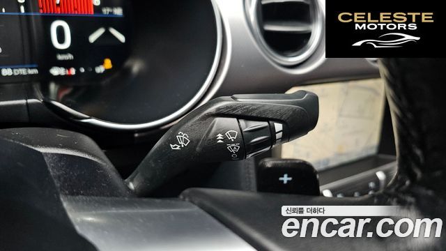FORD Coupé 2020 — photo 24 sur 30