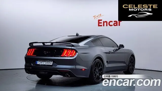 FORD Coupé 2021 — photo 2 sur 33