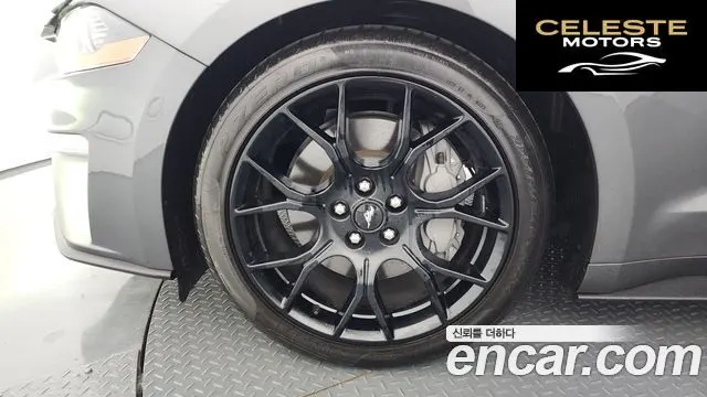 FORD Coupé 2021 — photo 5 sur 33