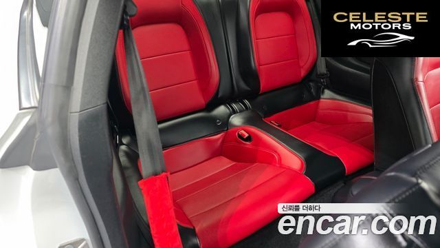 FORD Coupé 2019 — photo 18 sur 32