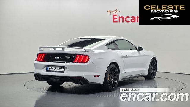 FORD Coupé 2019 — photo 2 sur 32