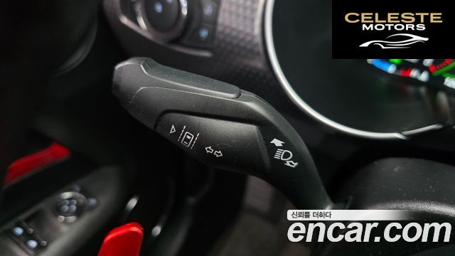 FORD Coupé 2019 — photo 30 sur 32