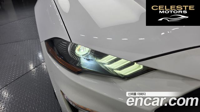 FORD Coupé 2019 — photo 8 sur 32