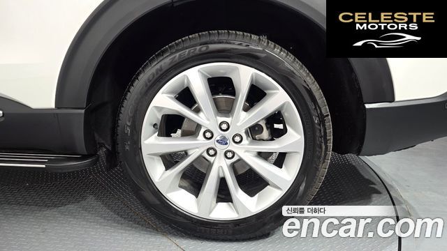 FORD 63.0 4WD 2022 — photo 7 sur 35