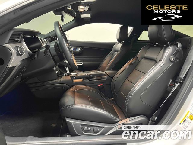 FORD Coupé 2023 — photo 10 sur 26