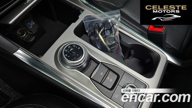 FORD 62.3 Limited 4WD 2022 — photo 12 sur 35