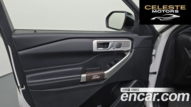 FORD 62.3 Limited 4WD 2022 — photo 14 sur 35