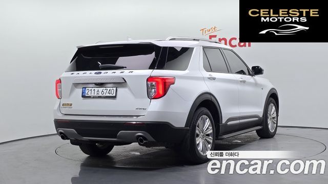 FORD 62.3 Limited 4WD 2022 — photo 2 sur 35