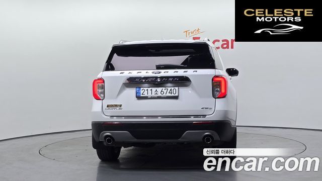 FORD 62.3 Limited 4WD 2022 — photo 4 sur 35