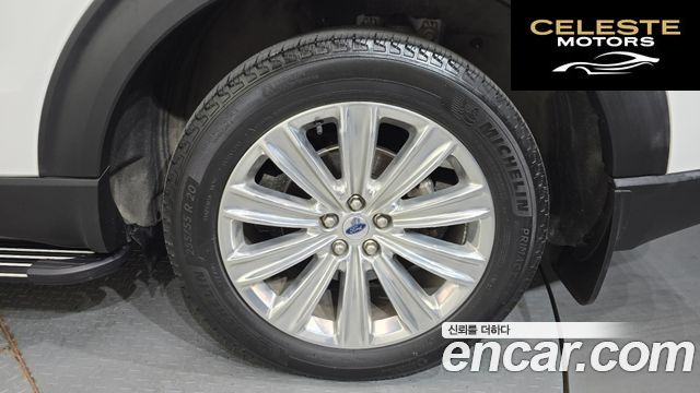 FORD 62.3 Limited 4WD 2022 — photo 7 sur 35