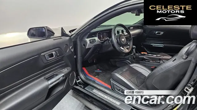 FORD Coupé 2023 — photo 13 sur 36