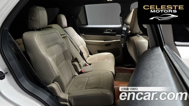 FORD 2.3 Limited 4WD 2018 — photo 17 sur 38