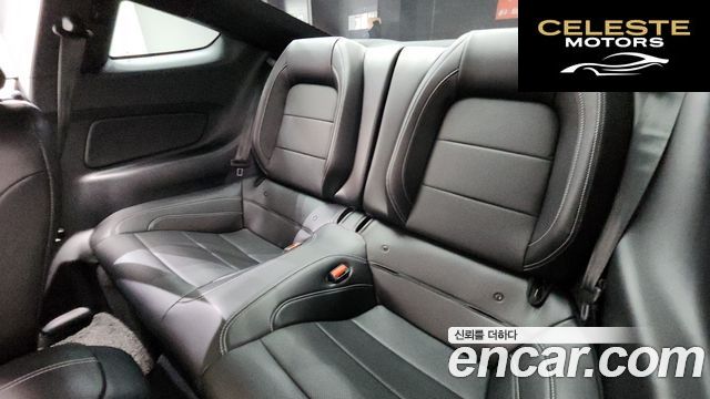FORD Coupé 2021 — photo 17 sur 33