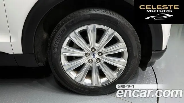 FORD 62.3 Limited 4WD 2020 — photo 5 sur 32