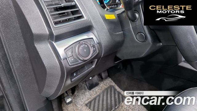 FORD 2.3 Limited 4WD 2019 — photo 27 sur 36