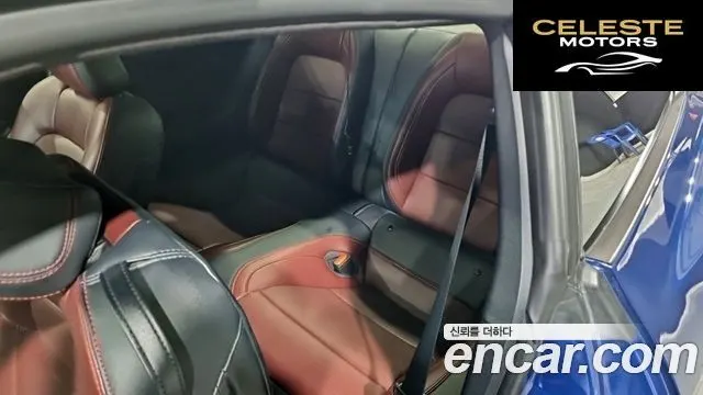 FORD 72.3 Premium Coupé 2025 — photo 7 sur 18